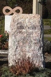 Grabstein Naturbelassen graviert